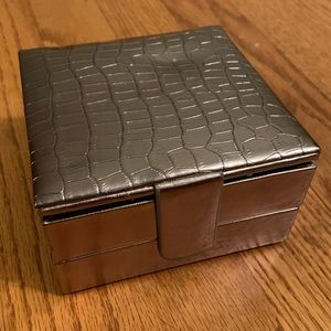 Croc design jewelry box